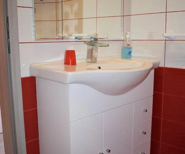 Apartment Celjak Pag Town