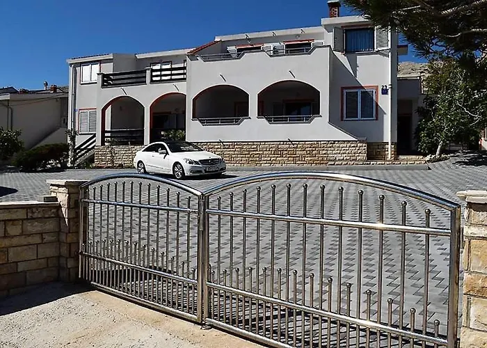 Apartment Celjak Pag Town