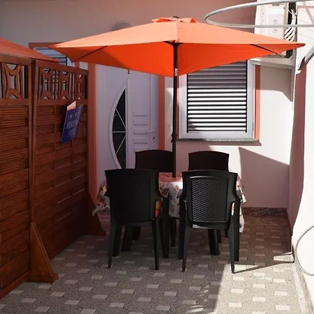 Apartment Celjak Pag Town