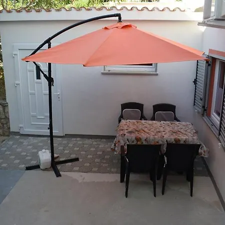Celjak Apartment Pag Town